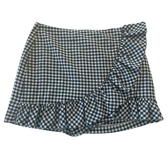 Forever 21 Y2K Gingham Plaid Ruffle Mini Skort - Picture 3 of 9